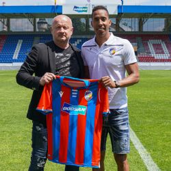 První posilou Viktorie je křídelník Jhon Mosquera 