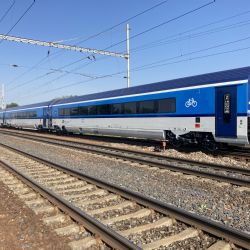 První souprava ComfortJet ze Škody Group dorazila na zkušební okruh do Velimi