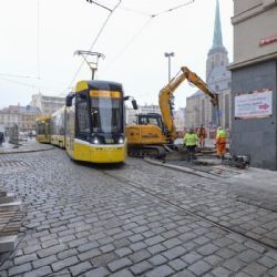 Rekonstrukce tramvajové trati ve Zbrojnické končí, tramvaje se vrací