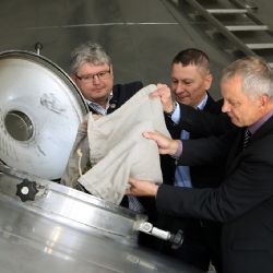 Rektor ZČU uvařil s plzeňským sládkem pivo pro studenty