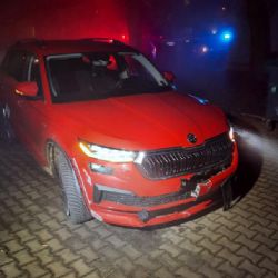 Řidič na Borech ujížděl policejním hlídkám. Podívejte se