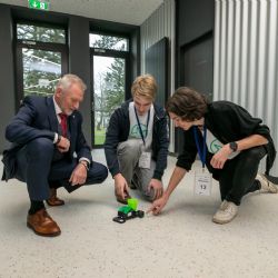 Robovozítka žákovských týmů ovládla plzeňskou Techmanii