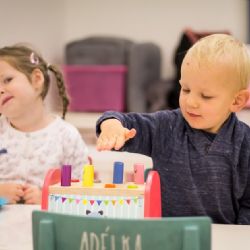 Rodinné komunitní centrum Uzlík otevřelo dveře nových prostor