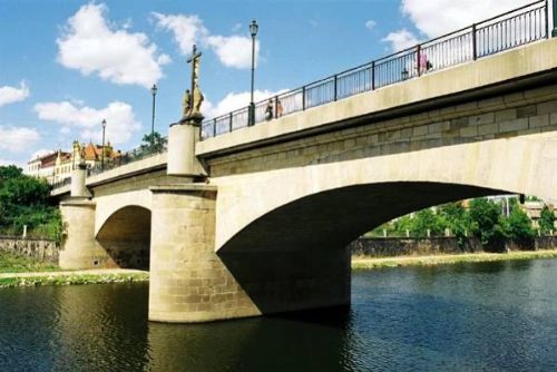 Foto: Plzeň opravuje přes léto mosty a lávky