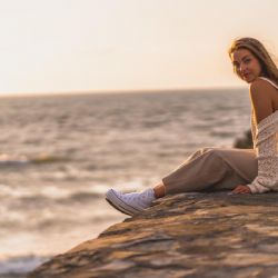 Široké dámské kalhoty – jak je nejlépe stylizovat?