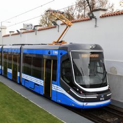 Škoda Transportation pokračuje ve výrobě a přijímá nové zaměstnance