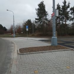 Skvrňanské ulice mají nová parkovací místa