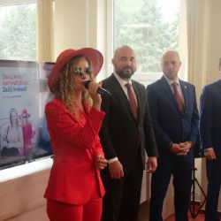 Slečna Hrdost bude dárce krve ve FN Plzeň provázet i letos