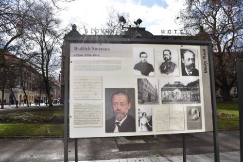 Foto: Smetanovské dny slaví 40 let, historii připomíná venkovní výstava
