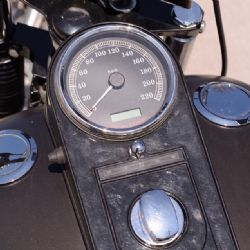 Stoleté motocykly a parní motorka ve čtvrtek a pátek v Techmanii