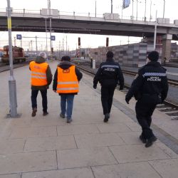 Strážníci kontrolovali plzeňské Hlavní nádraží