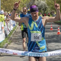 Tomáš Eisner a Marcela Joglová obhájili vítězství na Krajském půlmaratonu