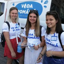 Třetí sbírkové dny kampaně Voda pomáhá dodají šťávu rekonstrukci Domova Radost