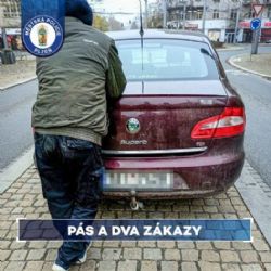 Trojitý přešlap za volantem  
