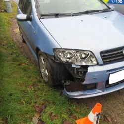 V Chodově boural s akoholem, po nehodě ujel
