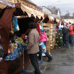 V Mirošově advent zahajují tradičními trhy
