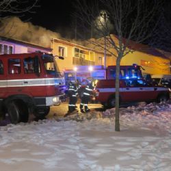 V Plánici na  náměstí hořel v noci dům, škoda kolem milionu