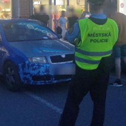 V Plzni se konal tuning sraz, strážníci a policisté rozdávali pokuty
