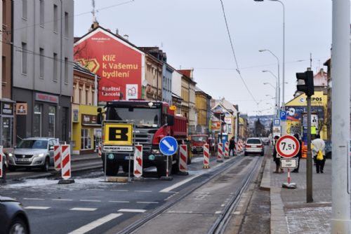 Foto: Obchodníci v Plzni trpí kvůli opravám ulic
