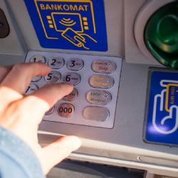 V souvislosti s výbuchem bankomatu jsou zadrženi dva muži