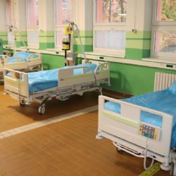 Ve FN Plzeň funguje nový covidový příjem
