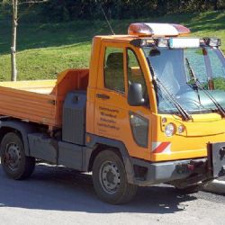 Ve Všerubech si půjčil cizí mutikáru, projel se a vrátil ji zpátky