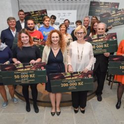Vítězem hlasování programu Prazdroj lidem je výstava o pamětnicích 