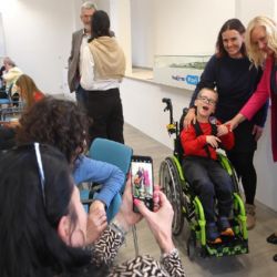 Vodárenské kapičky. Půl milionu si rozdělilo 16 charitativních projektů