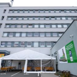 Vyhřívaný stan zpříjemní na Koterovské čekání řidičům