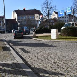 Výjezd z Veleslavínovy ulice čeká úprava