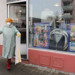 Výlohy obchodů v sousedství ZUŠ Trnka se promění v malou výstavní síň