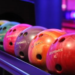 Z vozidla zmizely bowlingové koule a boty
