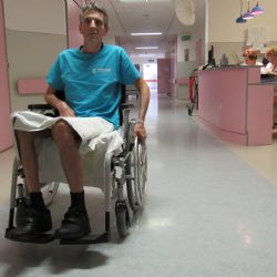 Za Vzteklinu mají pacienti v sušické nemocnici speciální invalidní vozík