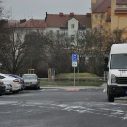 Záchytné parkoviště na náměstí Emila Škody bude fungovat od středy