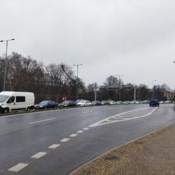 Začínají práce na ozelenění středového pásu v Tyršově ulici v Plzni 