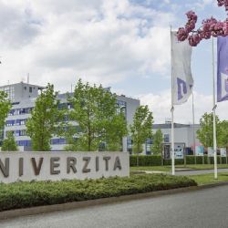 Západočeská univerzita zachová i přes zimu prezenční výuku