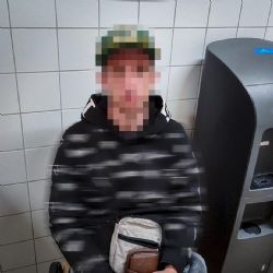Ze Sokolovska přijel krást whisky do Plzně