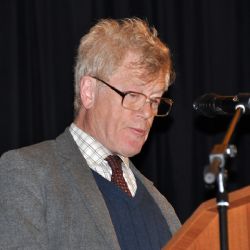 Zemřel britský filozof Roger Scruton, ocenilo ho i město Plzeň