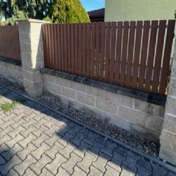 Výměna dřevěných planěk za bezúdržbové plastové v Rokycanech