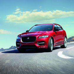 F-PACE: ZÁRUKA 5 LET A VÝBAVA ZA 100 000 KČ ZDARMA