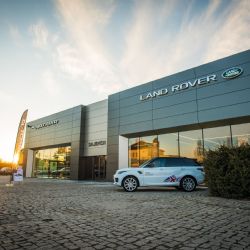 V Plzni byl otevřen nejmodernější showroom vozů značek Jaguar a Land Rover v České republice