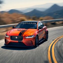 XE PROJECT 8 NA SHOWROOMU