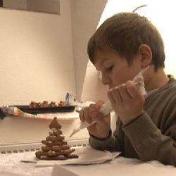 Adventní trhy ožily na Zámeckém náměstí v Horažďovicích - video