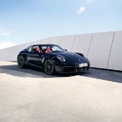 Elegantní, extravagantní a jedinečné: nové Porsche 911 Targa