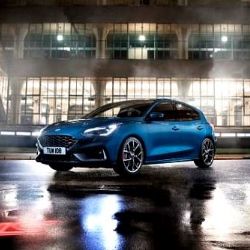 Ford oznámil ceny nového Focusu ST pro ČR!