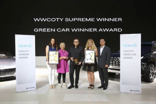 Foto: Hyundai IONIQ 2018 získal ocenění „Světové auto roku pro ženy“