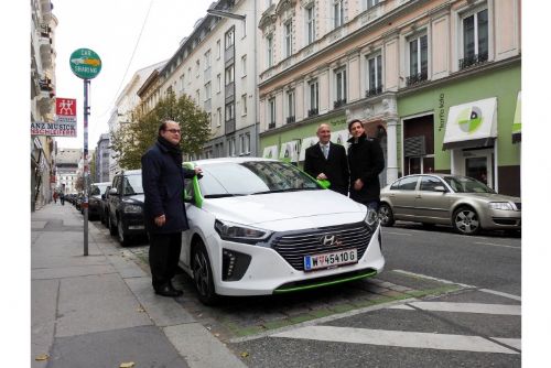 Foto: Hyundai IONIQ zahajuje provoz ekologického Car-Sharing konceptu ve Vídni