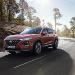 Hyundai slaví světovou premiéru nové generace modelu Hyundai Santa Fe