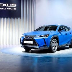 LEXUS představuje svůj první elektromobil UX 300E