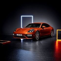 Nové Porsche Panamera: nový hybridní model a nejvyšší výkon v dané třídě